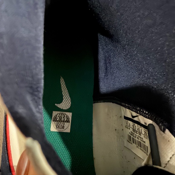 Nike Blazer Mid '77 Vintage in Red & Navy - Picture 16 of 16